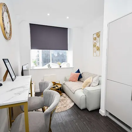 Modern & Compact 1 Bedroom In 아파트 브래드퍼드