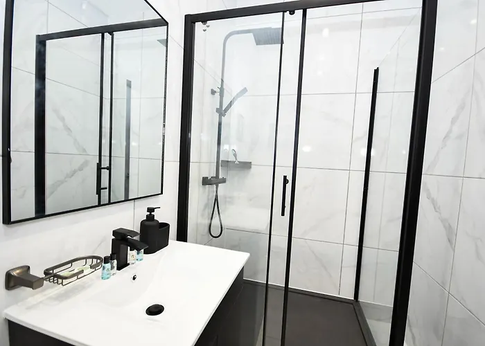 Modern & Compact 1 Bedroom In 아파트 브래드퍼드